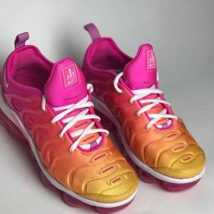 Womens Air Vapormax Plus Womens Running Shoes